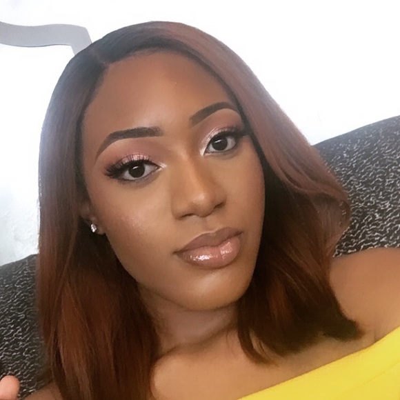 Profile Picture of Lisa Okafor (@_lisaaaaxo) on Poshmark