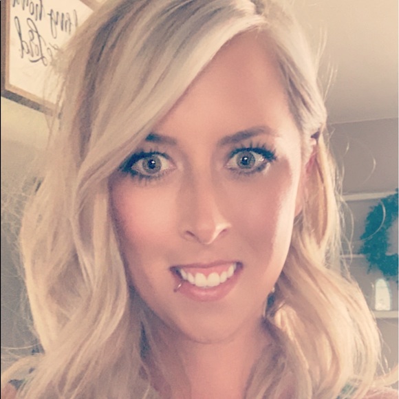 Profile Picture of Kodi Schumacher (@kodischumacher) on Poshmark