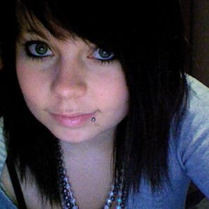 Profile Picture of Colleen Thomas (@addicted_to_forever) on Myspace