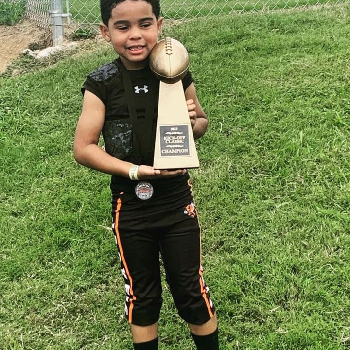 Profile Picture of Yung 3 🏈 (@lloyddudley3) on Tiktok