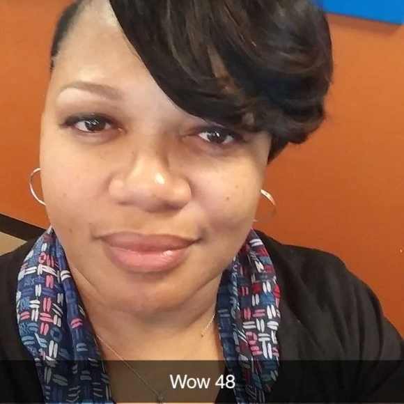 Corine Franklin - Poshmark Profile Picture of Corine Franklin (@corinefranklin) on Poshmark