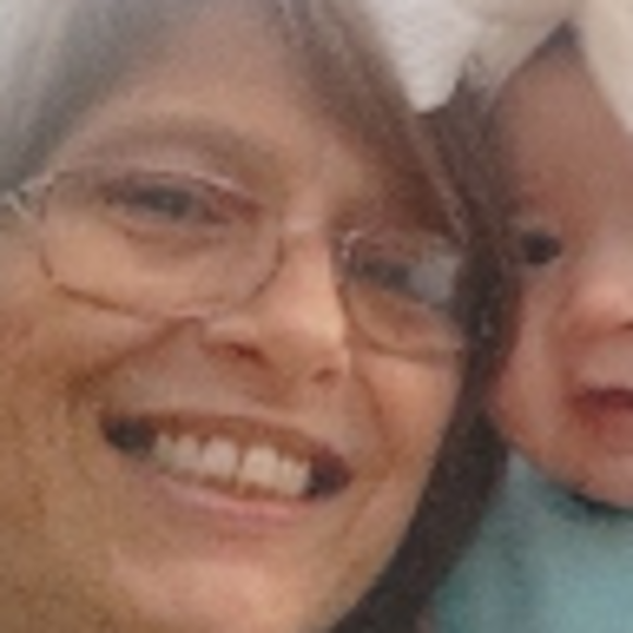 Profile Picture of Sonja Knetter (@sonjaknetter66) on Poshmark