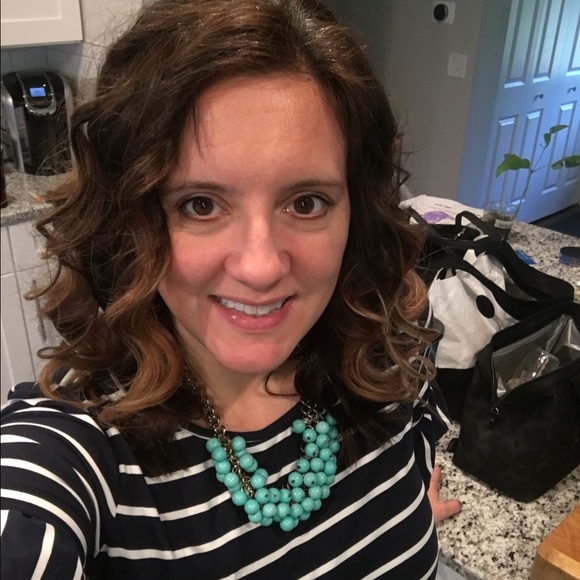Profile Picture of Monica Sitarski (@monicasitarski) on Poshmark