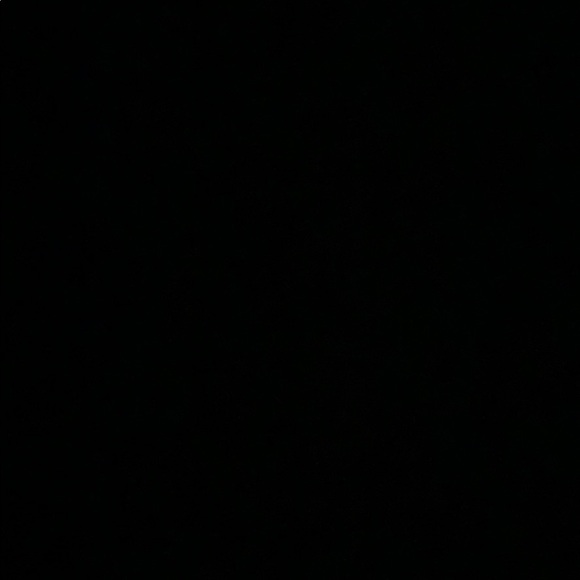 Profile Picture of Demiana Ashraf (@dodo2020) on Poshmark