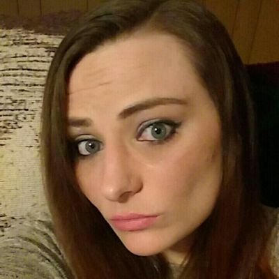 Profile Picture of Brooke Nichole Fowler (@brookiebae1987) on Twitter