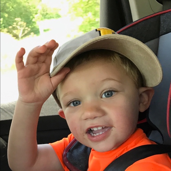 Sandy Conzett - Poshmark Profile Picture of Sandy Conzett (@samconz) on Poshmark