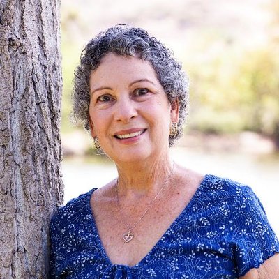 Profile Picture of Linda Marie Crawford (@4LMC10) on Twitter