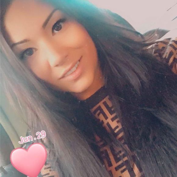 Profile Picture of Ecco Nolting (@echoyoungberg0) on Poshmark