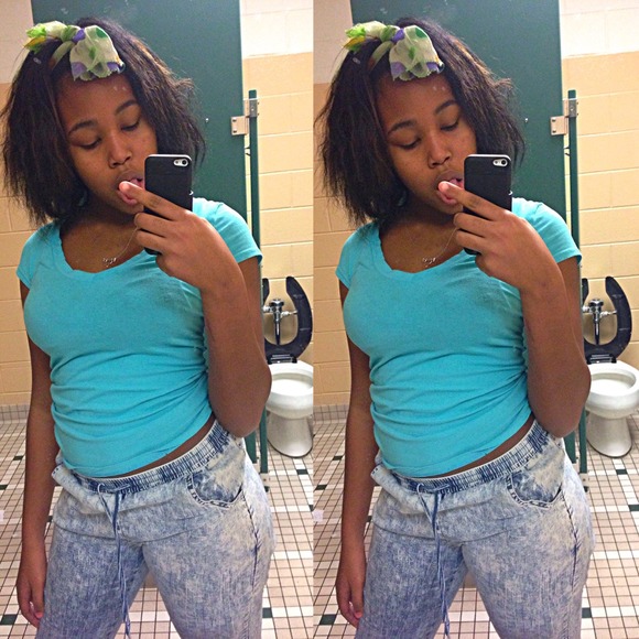 Profile Picture of Jordan Chandler (@jordaan1216) on Poshmark