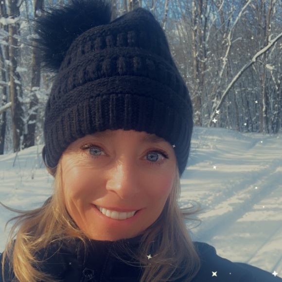 Profile Picture of Kristin Lynch (@kristinlynch4) on Poshmark