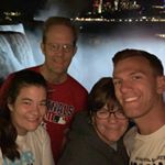 Profile Picture of Laura Carroll Brown (@lauracarrollbrown) on Instagram