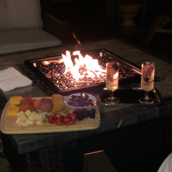 Anna De angleo - Poshmark Profile Picture of Anna De angleo (@anna472) on Poshmark