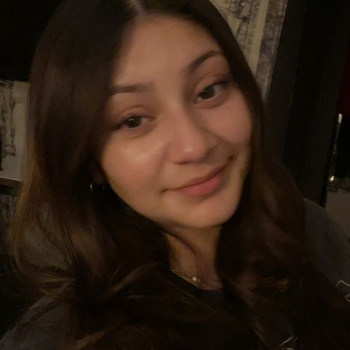 Profile Picture of Melany M (@melanymu) on Tiktok