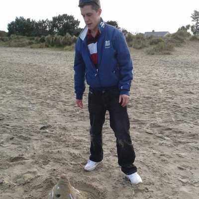 Profile Picture of Malcolm Reeves (@popinfresh99) on Twitter