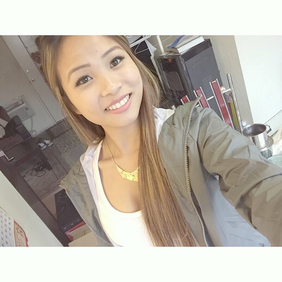 Profile Picture of Jaime Nguyen (@jaimenguyeen) on Poshmark