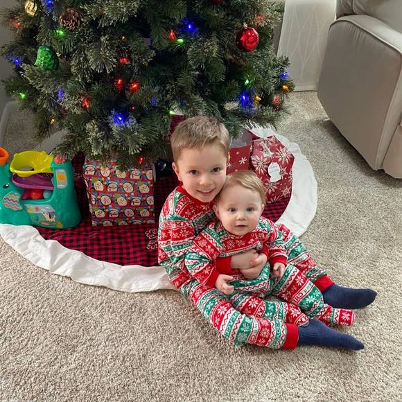 Profile Picture of Krystal Klayer (@uc_krys) on Poshmark