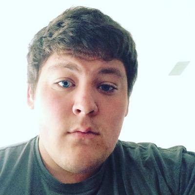 Profile Picture of Chris Dippolito (@r00m_service) on Twitter