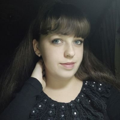 Profile Picture of Nastya Roshchuk (@NRoshchuk) on Twitter