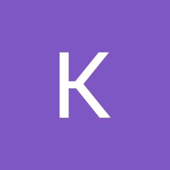 Profile Picture of Katelyn Gibson (@katelyngibson66) on Poshmark