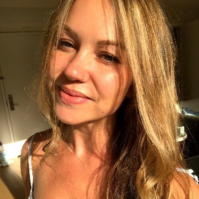 Profile Picture of Kiley Jo (@Smileywithak) on Twitter