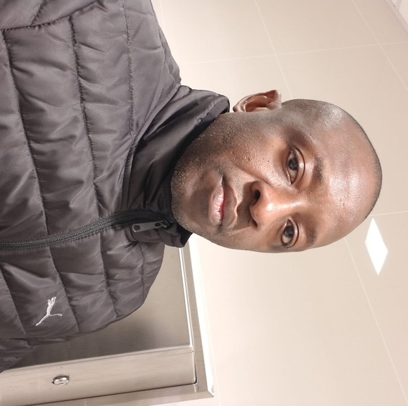 Ishmael Awudu - Poshmark Profile Picture of Ishmael Awudu (@ismailah484) on Poshmark