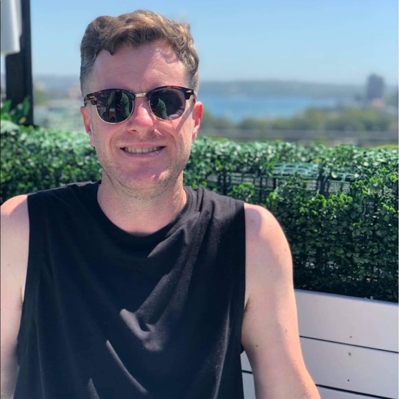 Profile Picture of Stuart Grant (@stuart_grant) on Poshmark