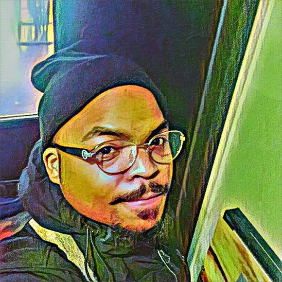 Profile Picture of Carlos Snow pbg (@snowjr) on Poshmark