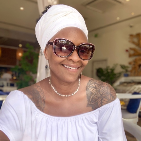 Profile Picture of Cynthia Sublett (@cfsublett) on Poshmark