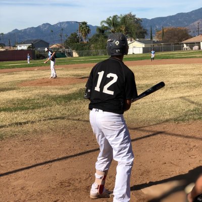 Profile Picture of Robert_12_corona (@robert_corona12) on Twitter