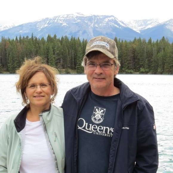 Profile Picture of Susan Hefler (@hefler) on Poshmark