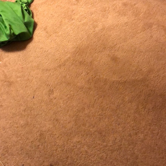 Profile Picture of Kelsi Arnold (@kelsi000) on Poshmark