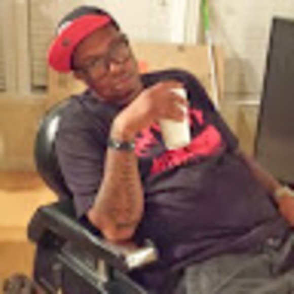 Profile Picture of Sammy Singleton (@alpolife23) on Poshmark