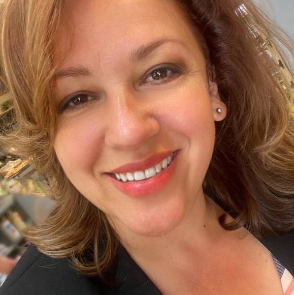 Profile Picture of Isabelle Coelho-marques (@isabellecoel309) on Poshmark