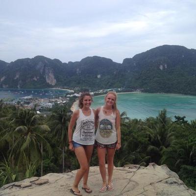 Profile Picture of Lucy Shaw (@lucyshaww) on Twitter