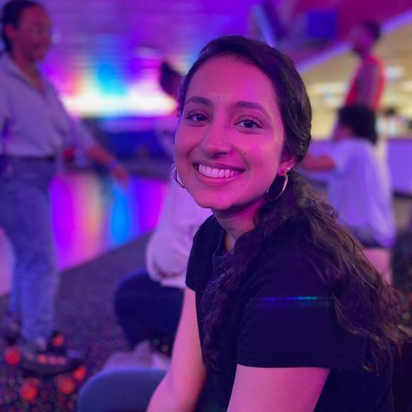 Profile Picture of Aparna Pothukuchi (@aparnap729) on Poshmark