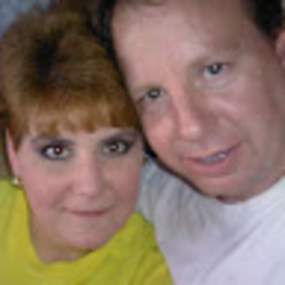 Debbie Hessinger - Poshmark Profile Picture of Debbie Hessinger (@debbiehessinger) on Poshmark