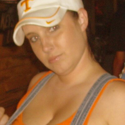 Profile Picture of MARGARET DEWITT (@VOLSGIRLROCKINU) on Twitter