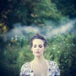 Profile Picture of Jeannie Suhrheinrich (@moonshadowflowers) on Instagram