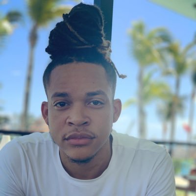 Profile Picture of Devin Johnson (@MrDevinaire) on Twitter