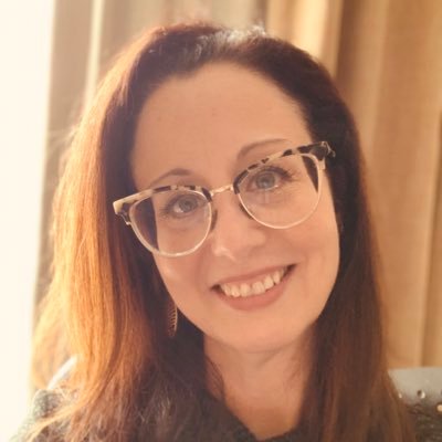 Profile Picture of Lisa Jeffries (@lmjefffries) on Twitter