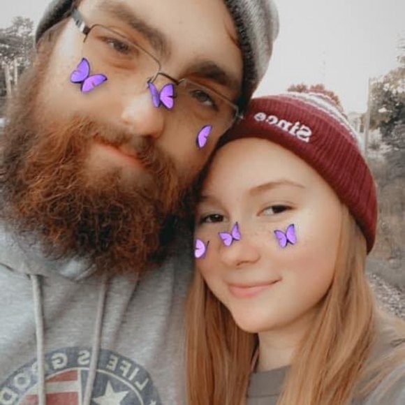 Profile Picture of Danny Godejohn (@mlllledmd) on Poshmark