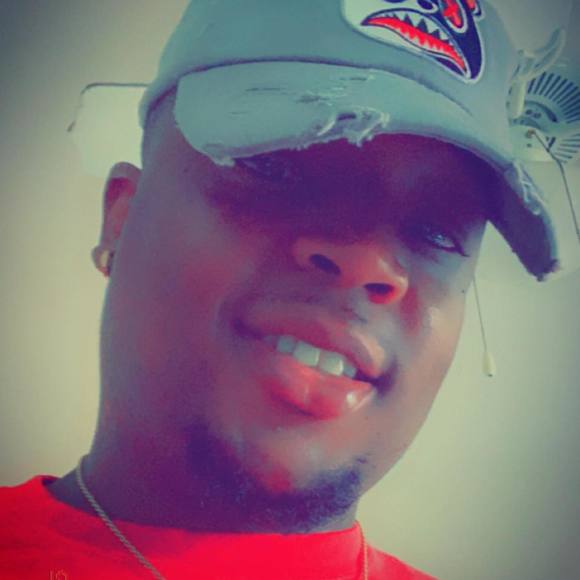 Profile Picture of Karl Clayton (@kjthaking504) on Poshmark