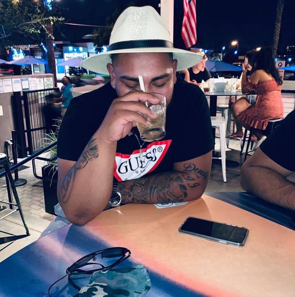 Profile Picture of Steven Quintana (@camaro_5_7) on Poshmark