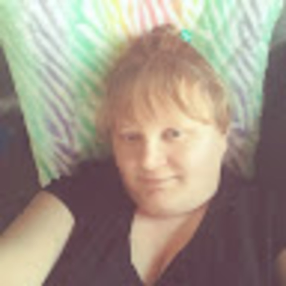 Profile Picture of Kimberly Heath (@kimberlyheat85) on Poshmark