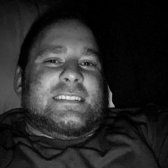 Profile Picture of Michael Singleton (@oldaad29) on Poshmark