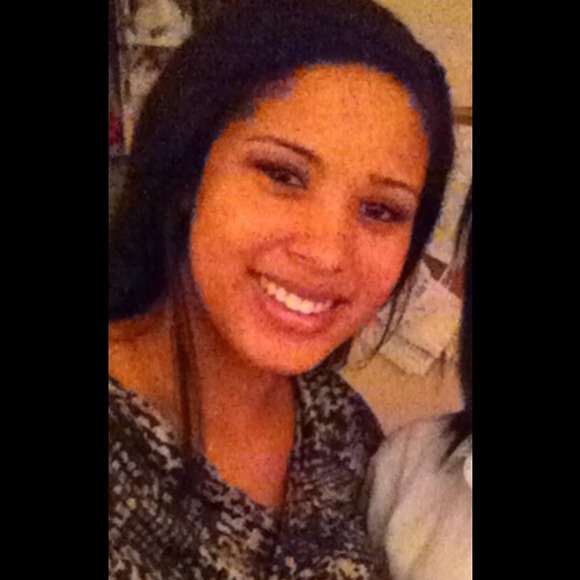 Profile Picture of Kendall Holmes (@love57) on Poshmark
