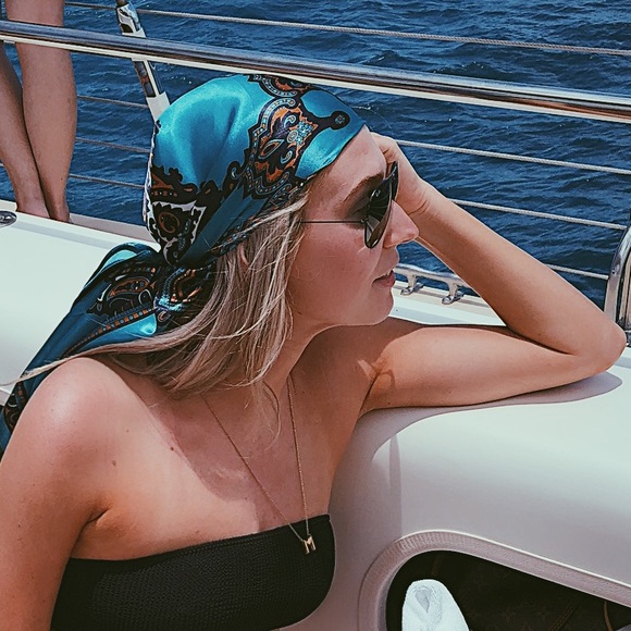 Profile Picture of Jules Adams (@jules_adams) on Poshmark