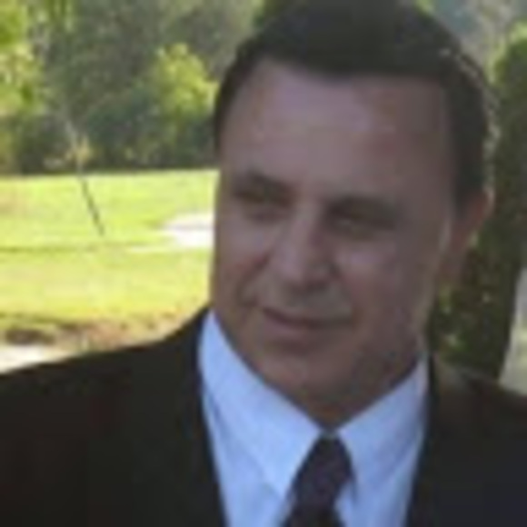 Profile Picture of Howard David (@t5221954) on Poshmark
