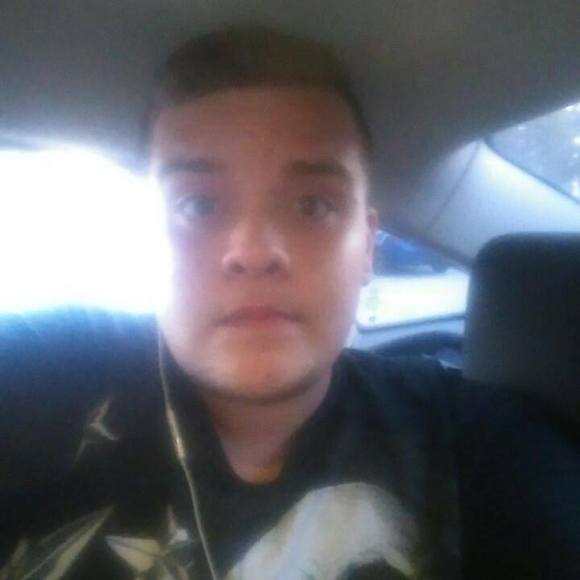 Profile Picture of Daniel Marrero (@danielamarrero) on Poshmark