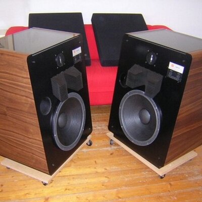 Profile Picture of Anthony DeAnda (@vintageaudiog) on Twitter